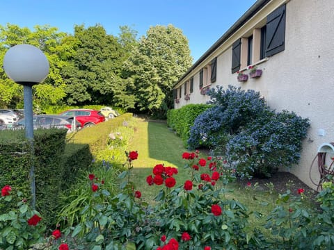 Property building, Garden