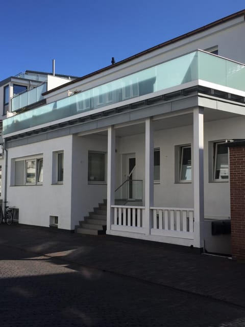 Facade/entrance, Day, Summer, Street view, Street view