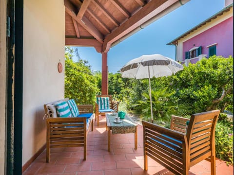 Holiday Home I Lecci by Interhome House in Tuscany