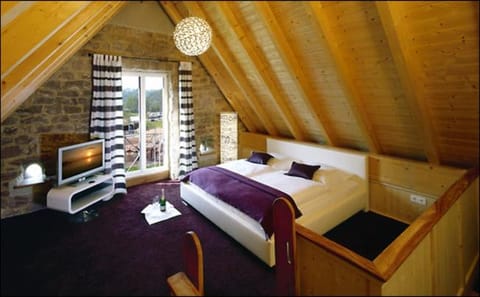 TV and multimedia, Bedroom