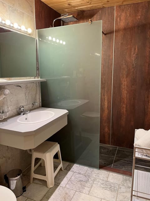 Appartementhaus zum Holzknecht am See Apartment hotel in Neustift im Stubaital