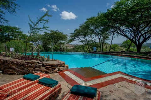 Swimming pool