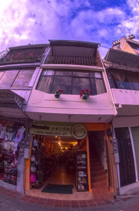 Property building, Facade/entrance