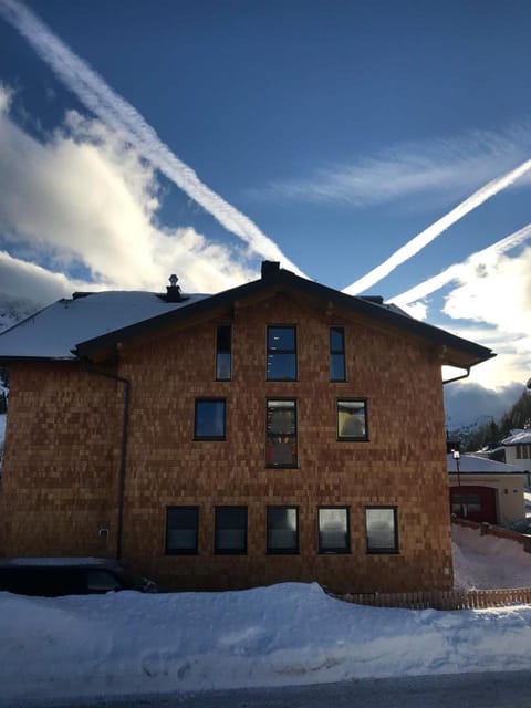 Property building, Winter
