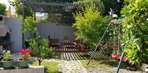 BBQ facilities, Garden