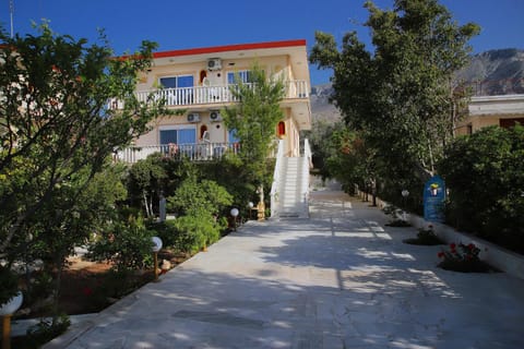 Property building, Garden