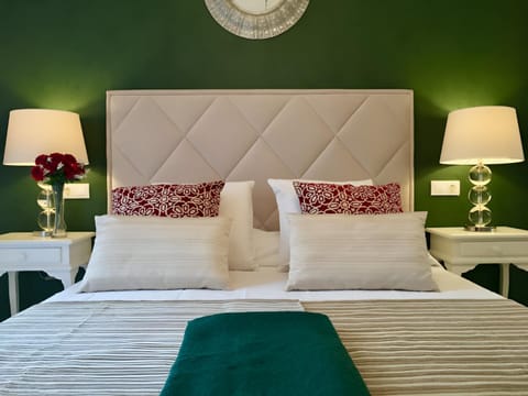 Bed, Decorative detail