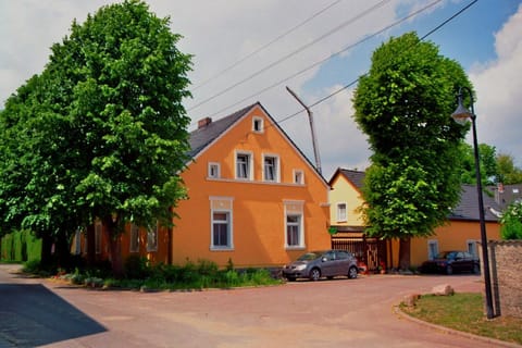 Property building, Street view