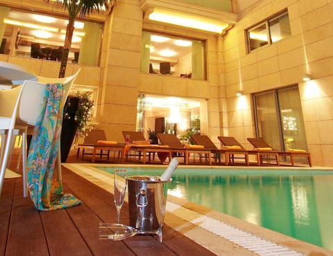 Facade/entrance, Swimming pool, Swimming pool