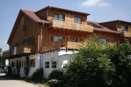 Johanneshof Gästehaus Bed and Breakfast in Hockenheim