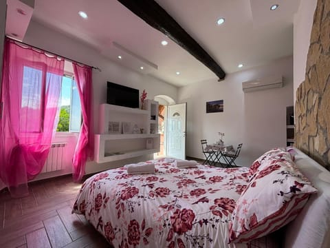 Trilogy Bed and Breakfast in La Spezia