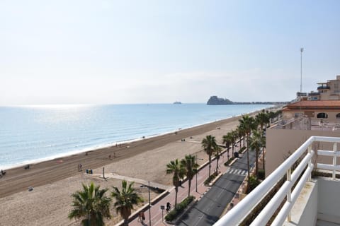 Nearby landmark, Neighbourhood, Natural landscape, Bird's eye view, Beach, Beach, Cycling, Sea view, Street view