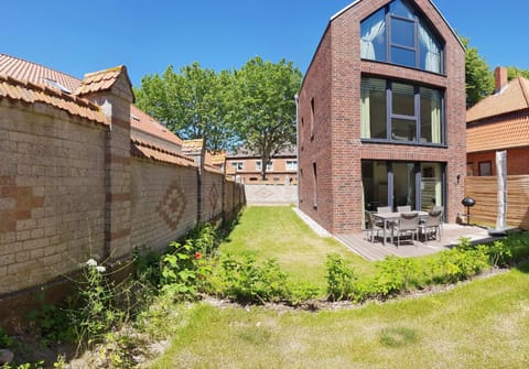 Property building, Day, Garden view