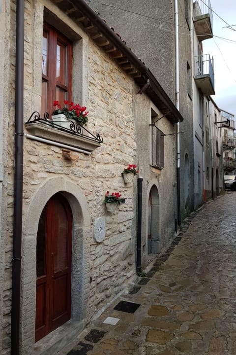 Property building, Street view