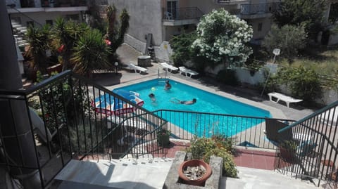 Pool view, Swimming pool
