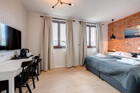 Communal lounge/ TV room, Bed, TV and multimedia, Coffee/tea facilities, Photo of the whole room