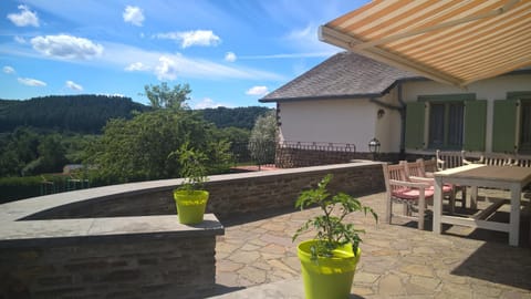 B&B Le Nid Doux (Vresse-Sur-Semois/Chairière) Bed and Breakfast in Wallonia, Belgium