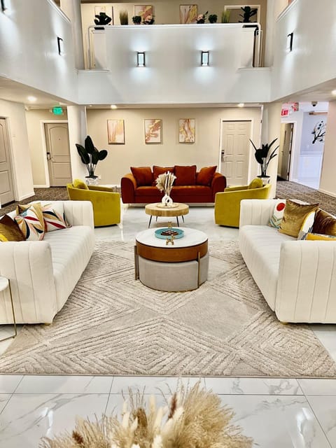 Lobby or reception, Seating area