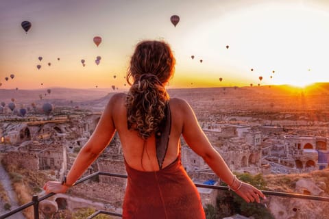 People, Natural landscape, Bird's eye view, City view, Sunrise
