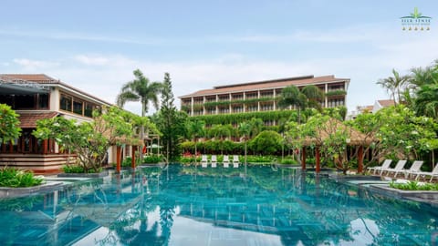 Pool view, Swimming pool