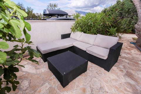 Garden, Seating area