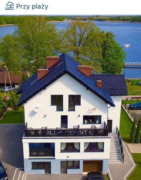 Property building, Natural landscape, Lake view