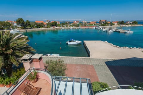 City view, Sea view
