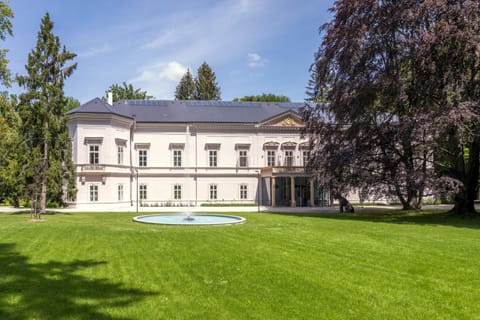 Property building, Garden view
