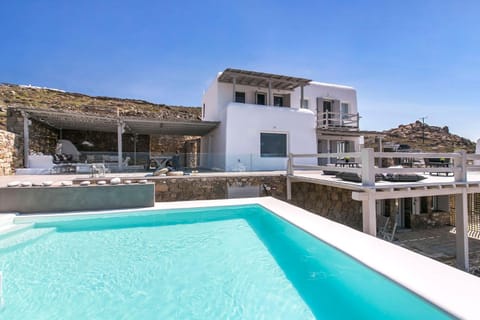 Property building, Pool view, Swimming pool, Swimming pool