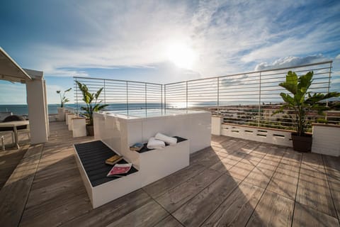 Day, Natural landscape, View (from property/room), sunbed