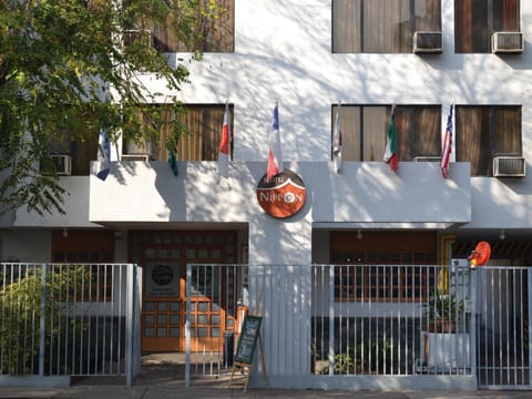 Facade/entrance