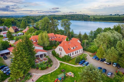 Property building, Bird's eye view, Lake view
