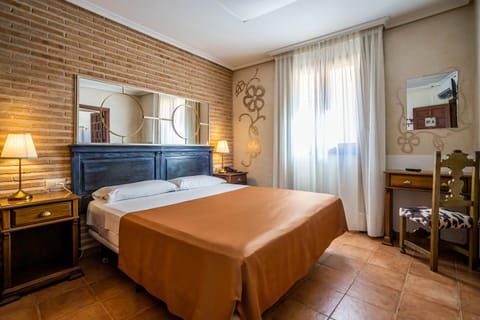 Bed, Photo of the whole room, Bedroom, hair dresser