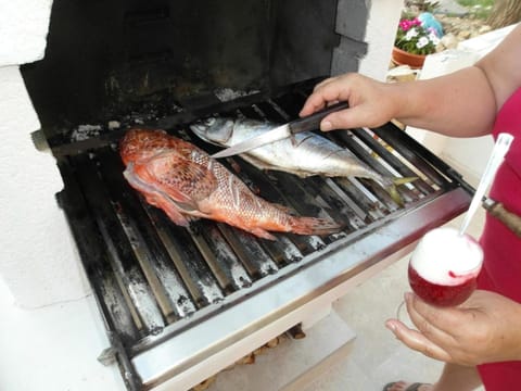 BBQ facilities, BBQ facilities