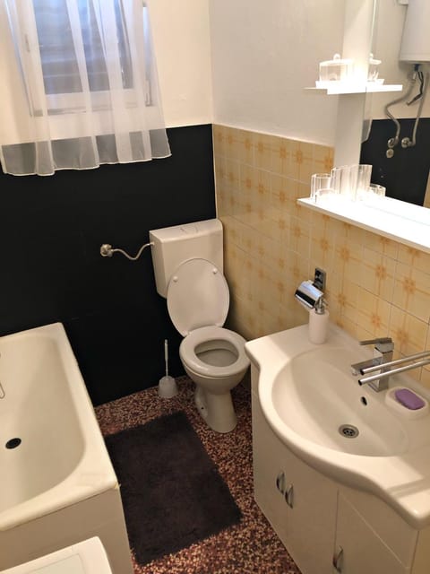 Old SALONA Apartment in Šibenik-Knin County, Croatia