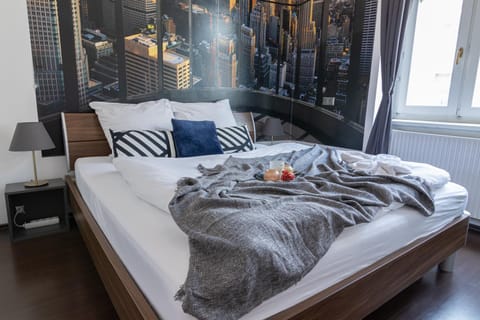 Bed, Bedroom