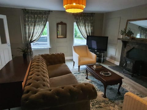 Grangegeeth Inn Bed and Breakfast in Louth, Co. Louth, Ireland