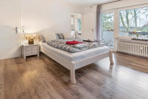 Living room, Bedroom