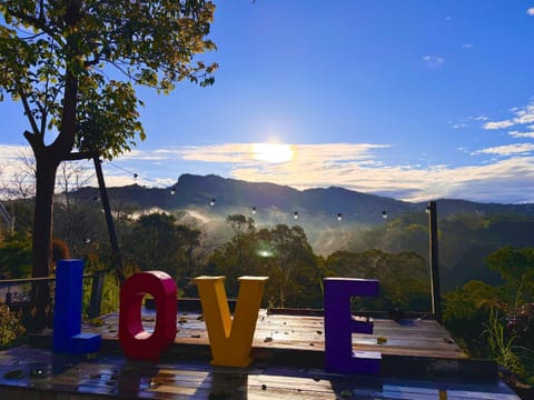 Nearby landmark, Day, Natural landscape, Landmark view, Mountain view