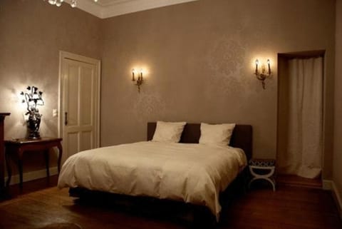 New-Castle Bed and Breakfast in Wallonia, Belgium
