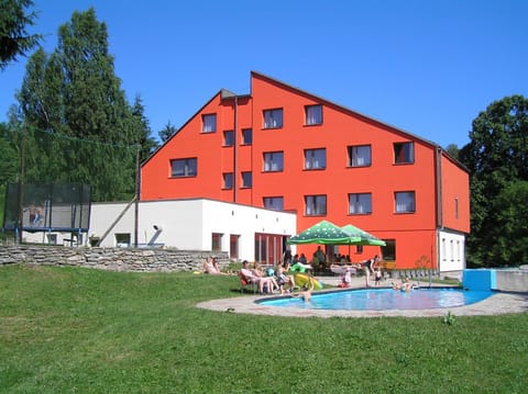 Property building, Facade/entrance, Pool view, Swimming pool, Swimming pool, children, young children, older children, Family