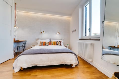 Decorative detail, Bedroom