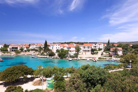 View (from property/room), Other, City view, Garden view, Landmark view, Sea view, Street view