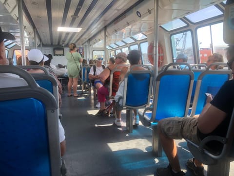 Studio Bord de Mer et VUE sur MER WIFI OFFERT Apartment in La Seyne-sur-Mer