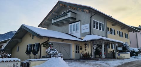 Property building, Winter