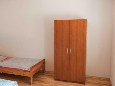 Bed, Bedroom, wardrobe