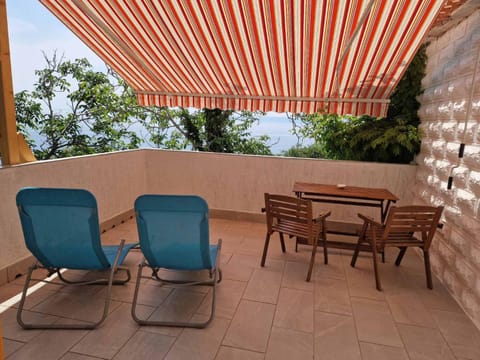 Apartments Bassi Apartment in Stara Baška