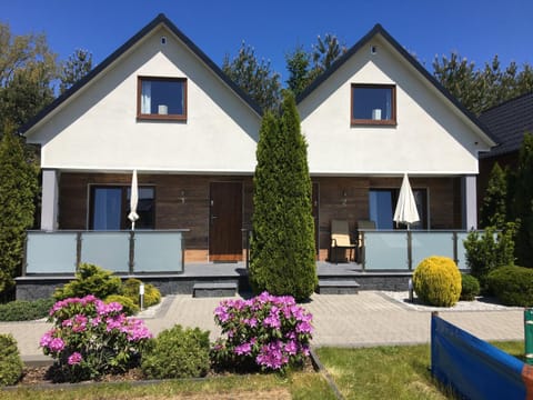 Słoneczny Ogród House in Wladyslawowo