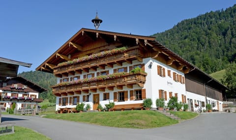 Hacklhof Farm Stay in Salzburgerland