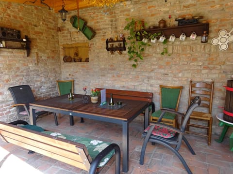 Garden, Seating area